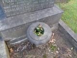 image of grave number 657618